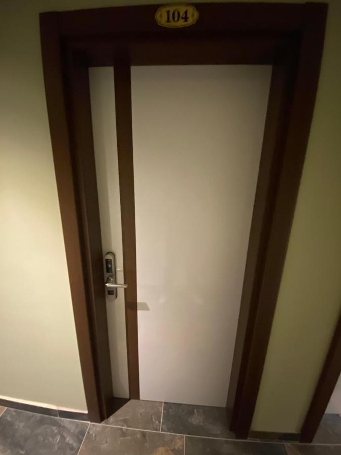 Hotel Kolonja'S Дебар Екстер'єр фото