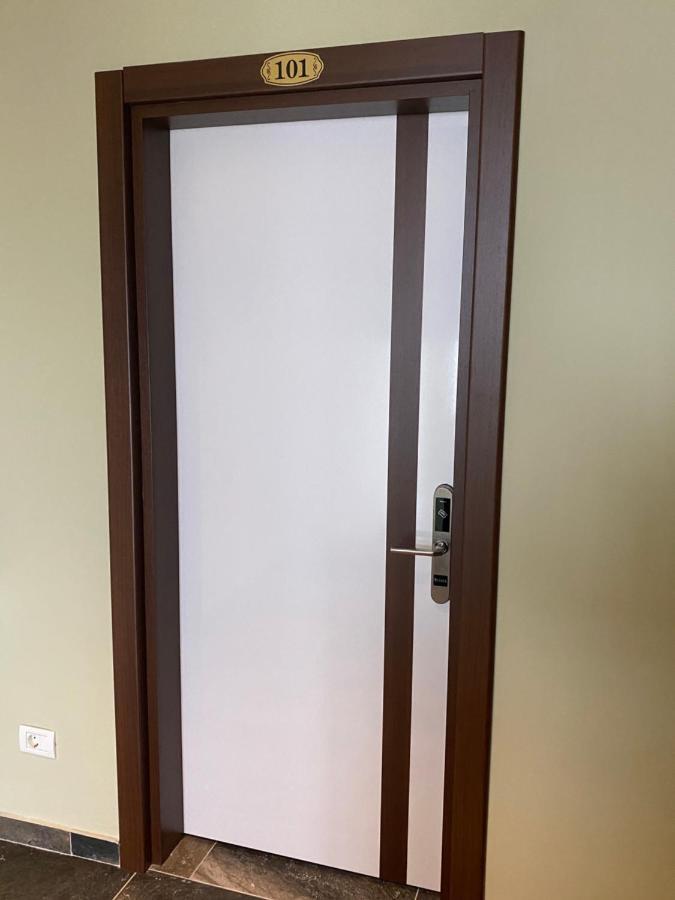 Hotel Kolonja'S Дебар Екстер'єр фото