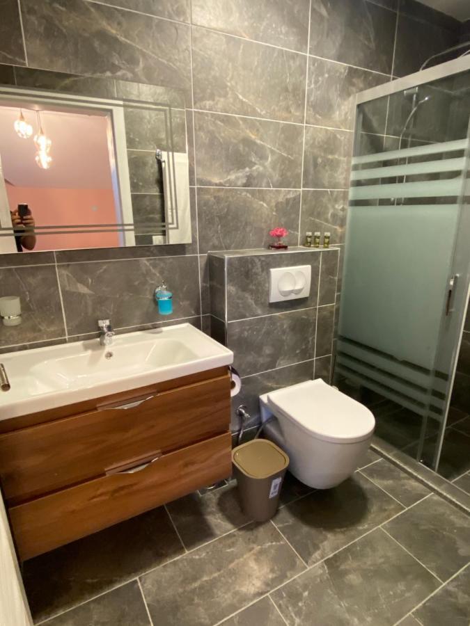 Hotel Kolonja'S Дебар Екстер'єр фото